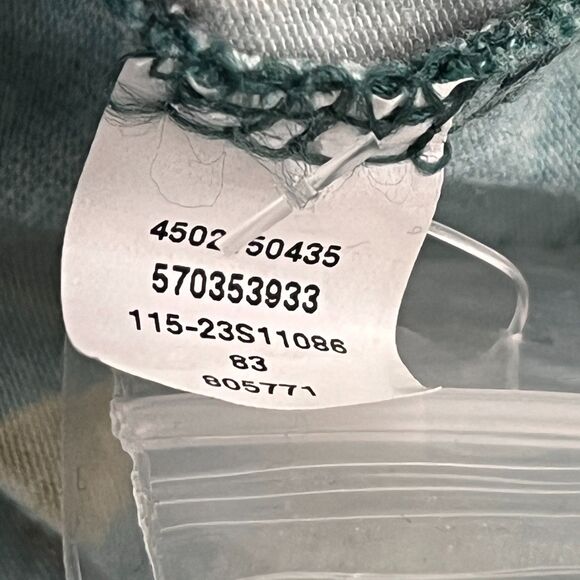 Soma Embraceable Pajamas Large Christmas Ornaments Holiday Winter Green Gold - Picture 6 of 15